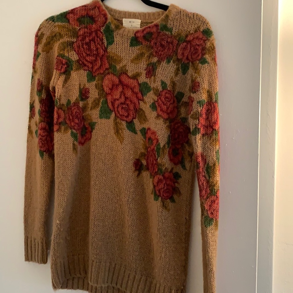 Urban Outfitters size small tan sweater with roses